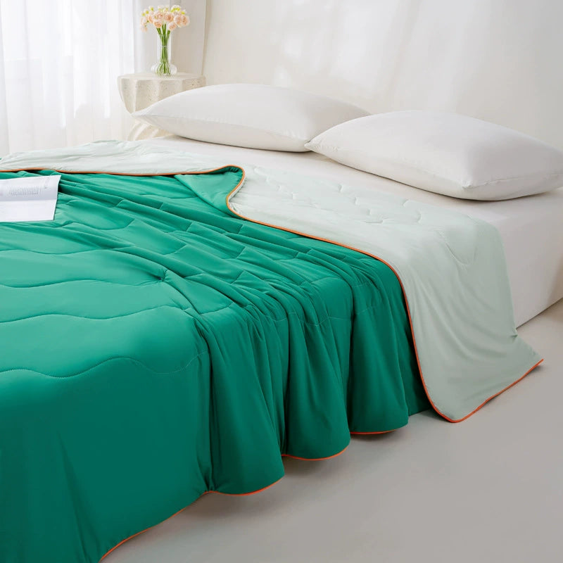 Featherlight Cooling Comforter