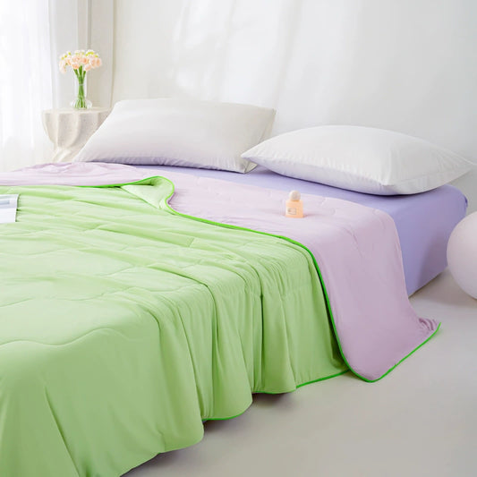 Featherlight Cooling Comforter
