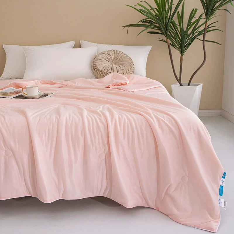 Featherlight Cooling Comforter