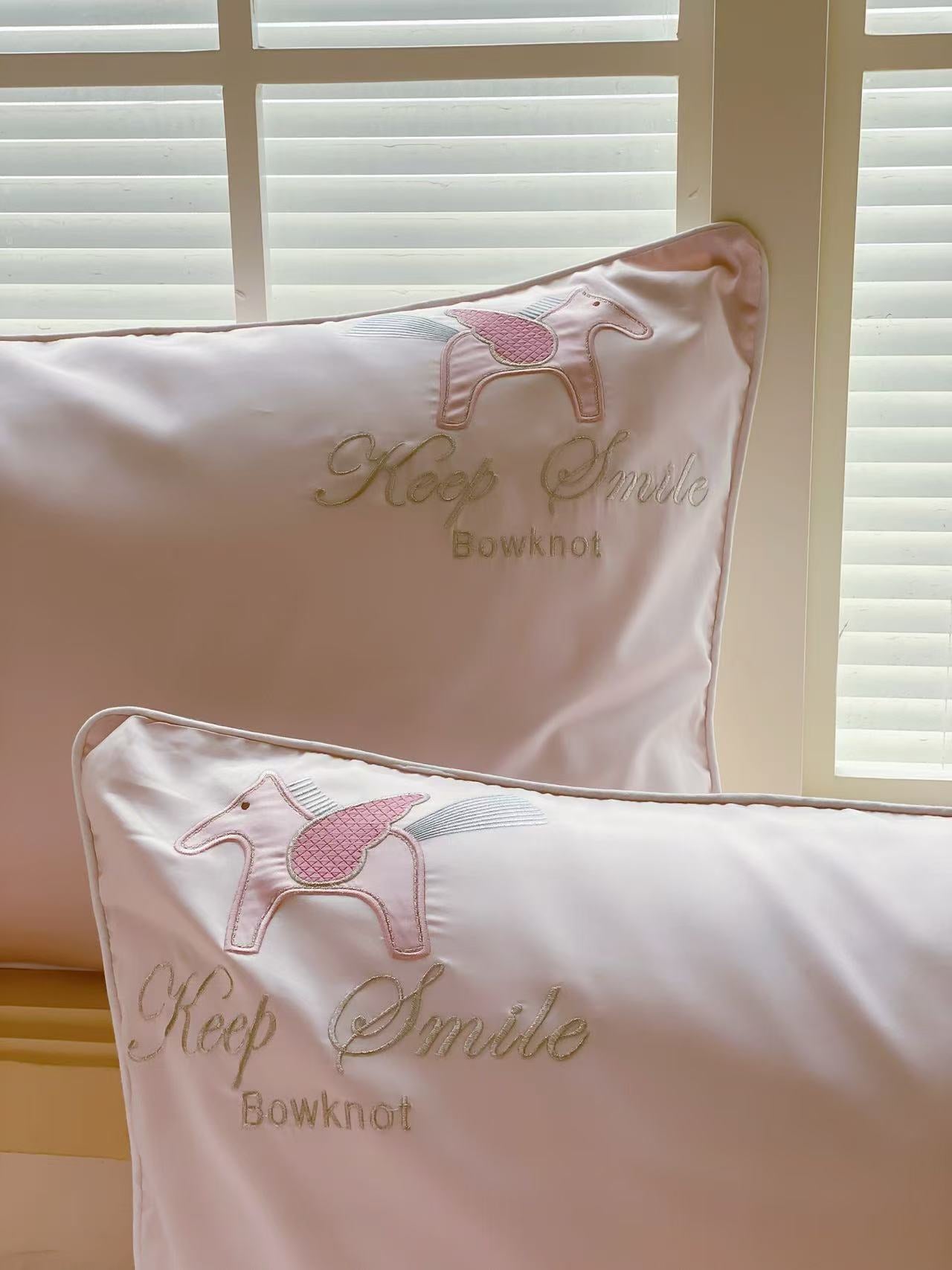 Joyful Pony · 100S Long Staple Cotton Bedding Set
