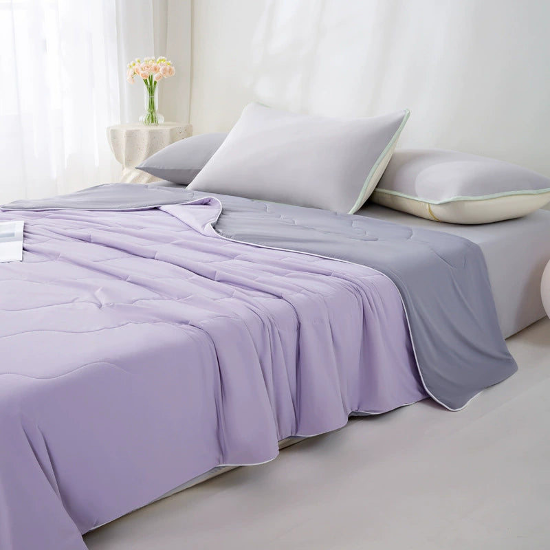 Featherlight Cooling Comforter