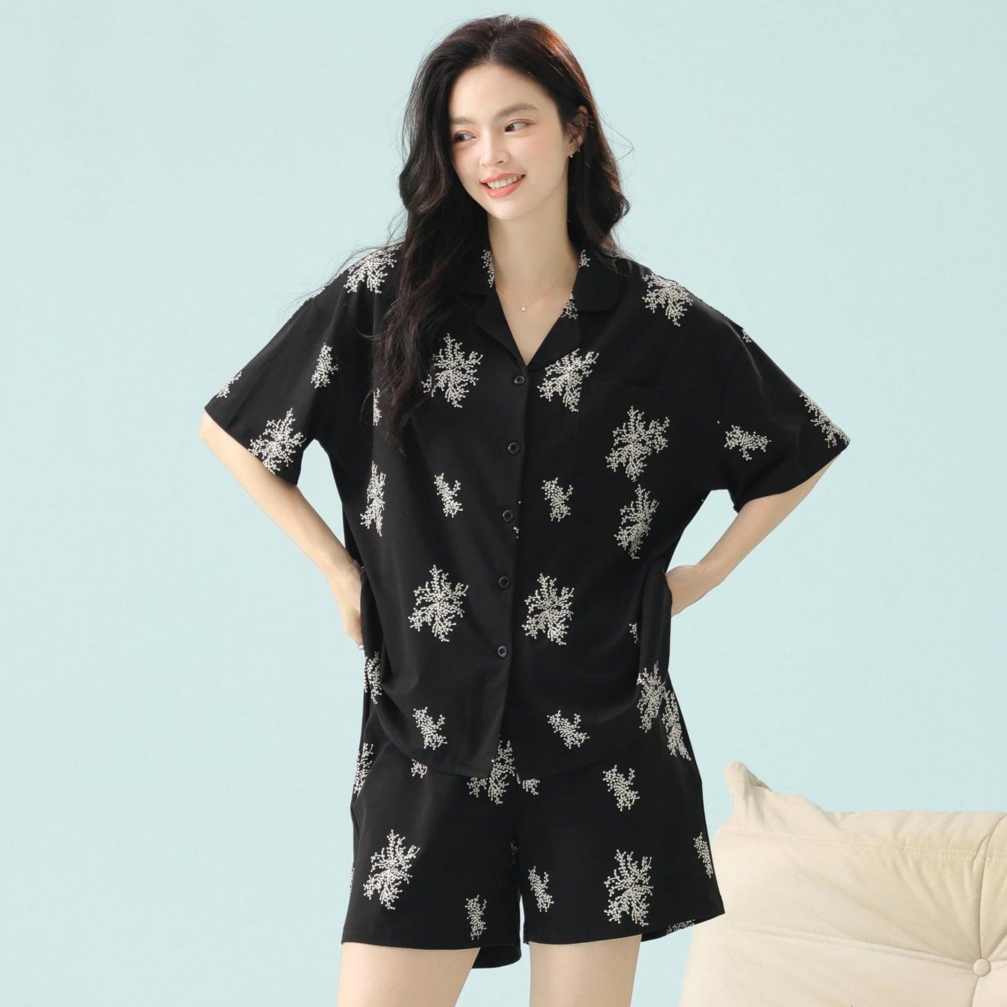 Snowfall Night · Women's Cotton Pajama Set - Short Sleeve & Shorts / Nightdress