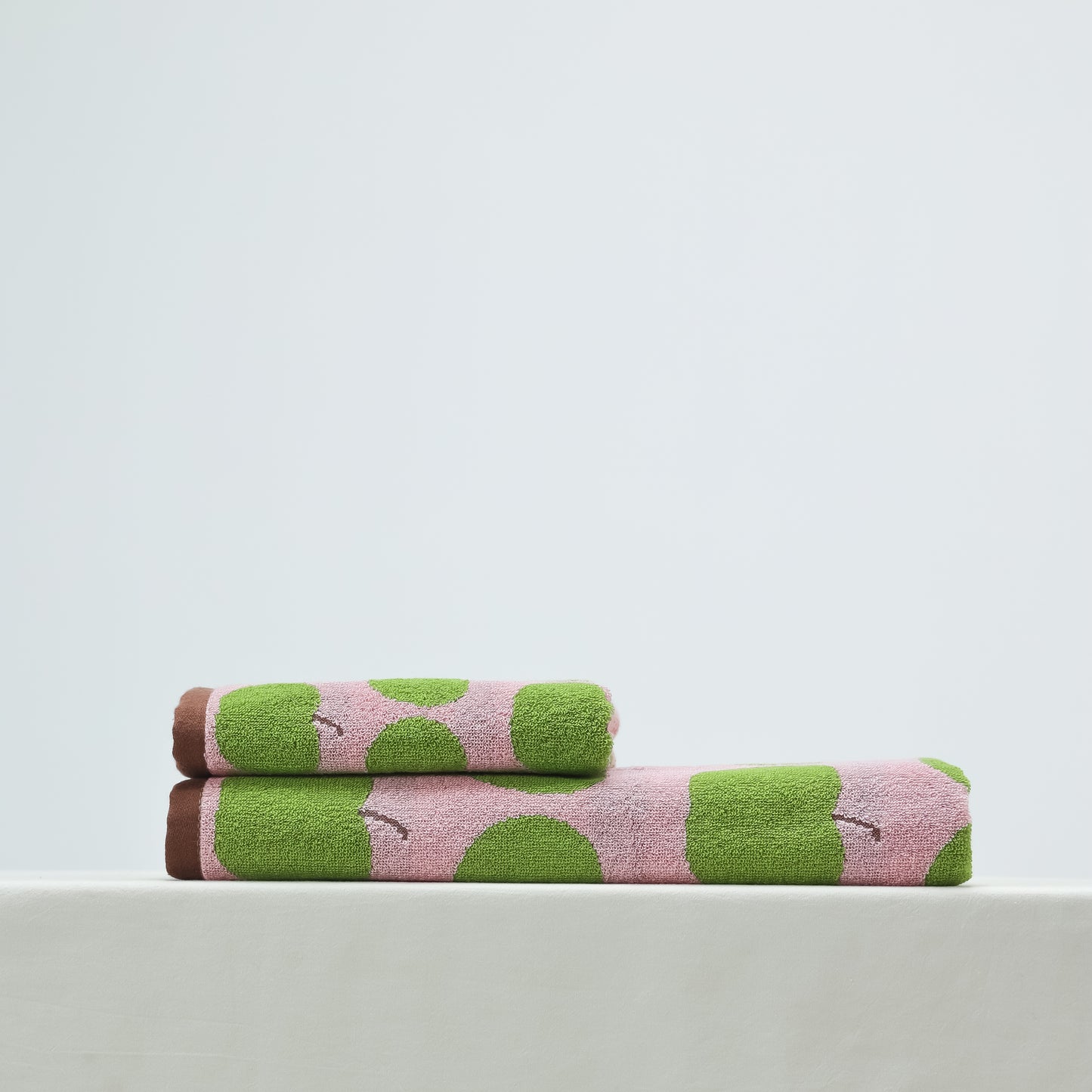 Sweet Apple · Cotton Bath Towel
