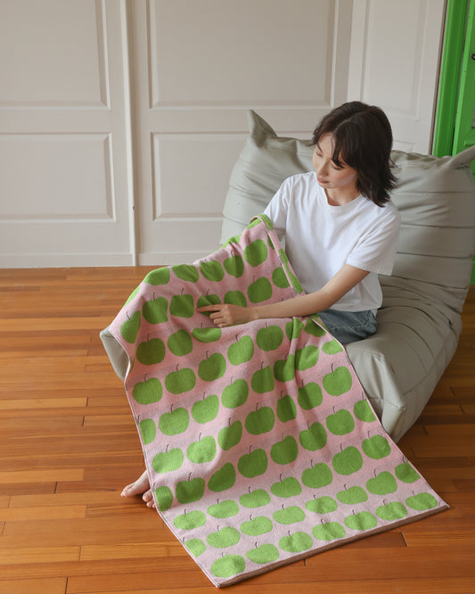 Sweet Apple · Cotton Bath Towel