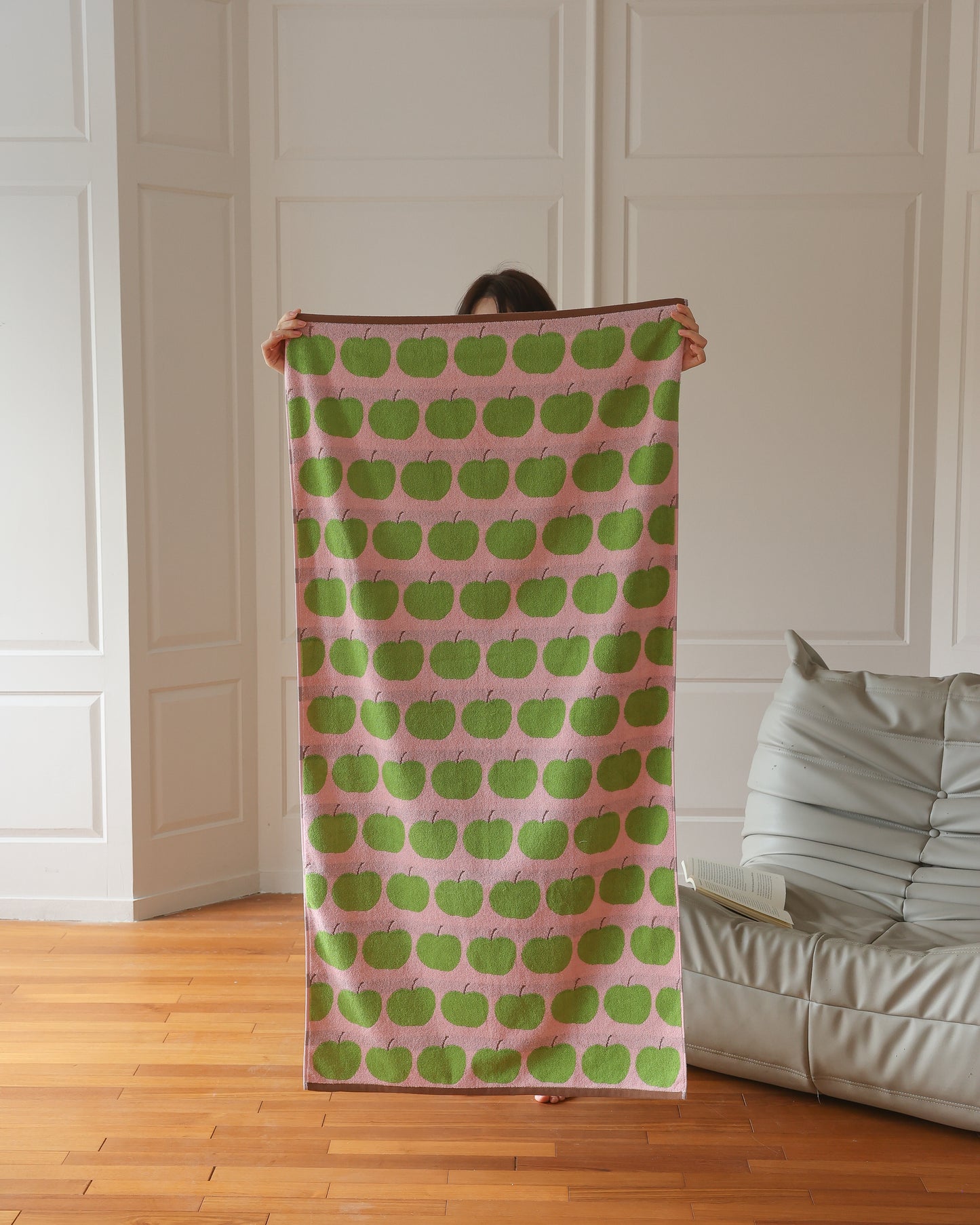 Sweet Apple · Cotton Bath Towel