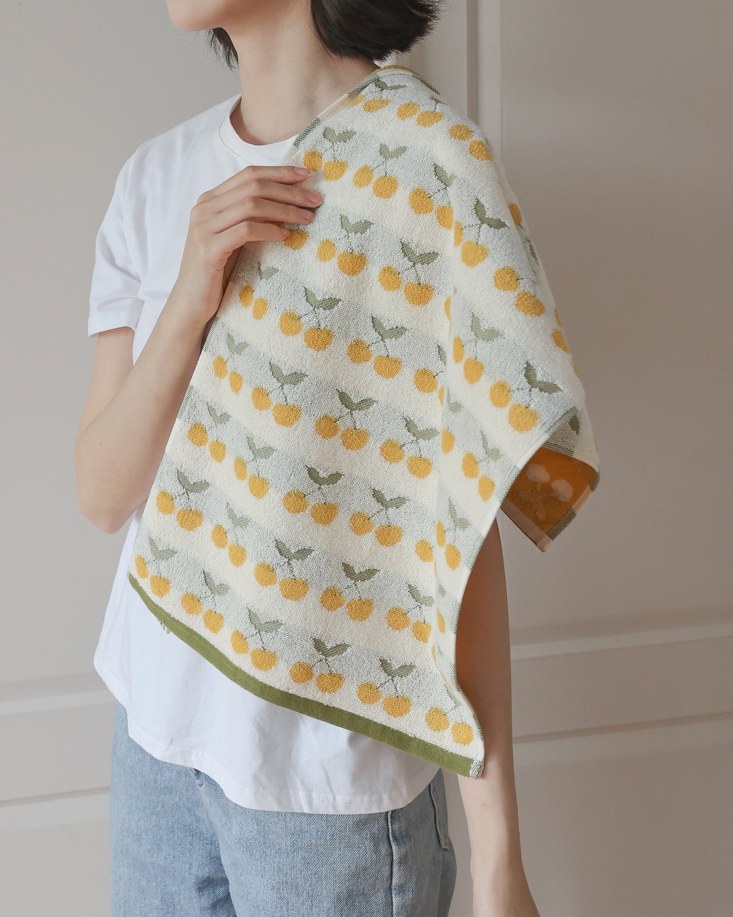 Sweet Cherry · Cotton Bath Towel