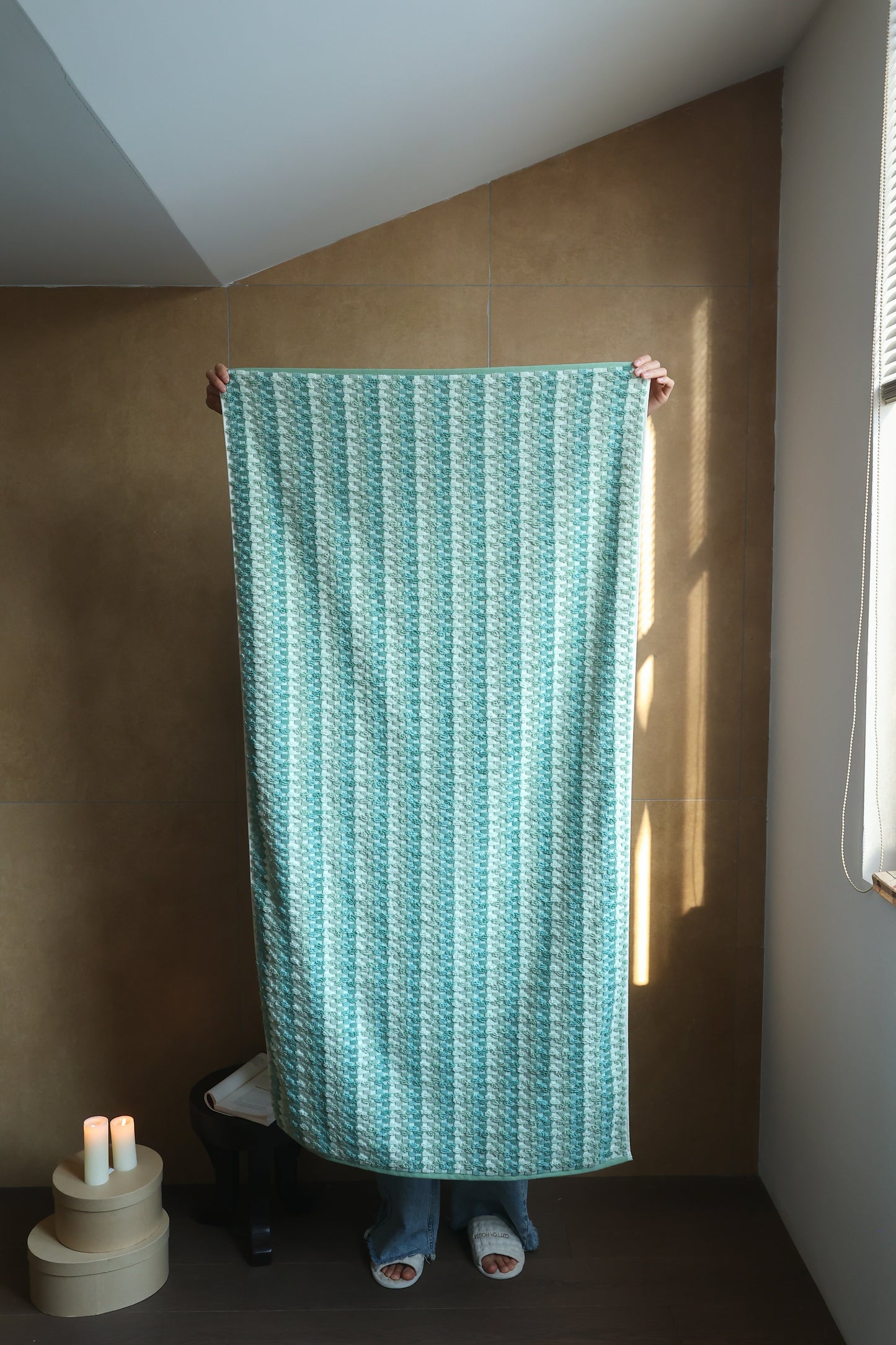 Textured Checkerboard · Cotton Bath Towel