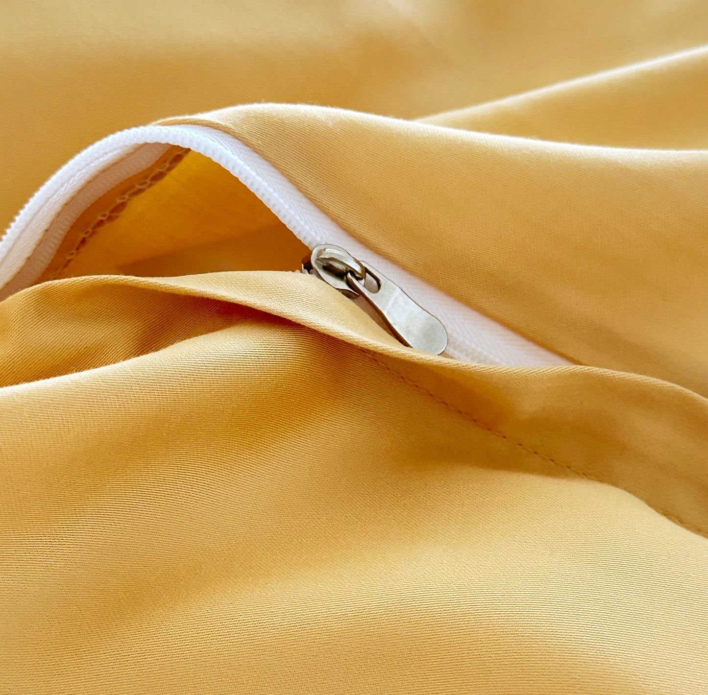 Spring Bloom · 100% Tencel Bedding Set