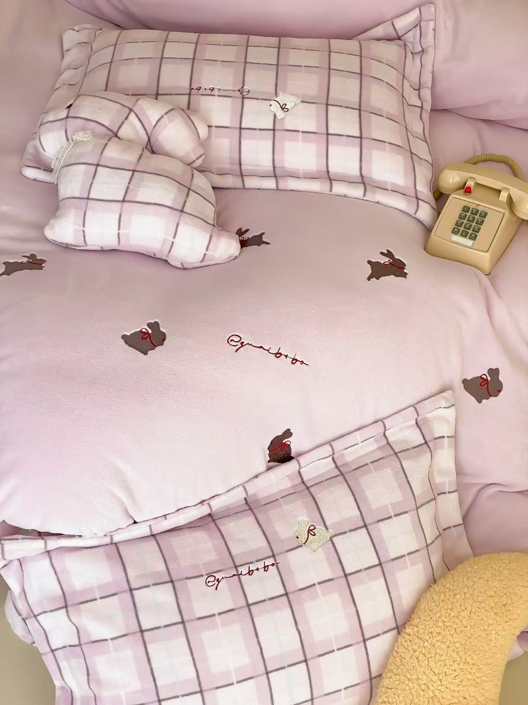 Bunny Deams · Milk Velvet Bedding Set