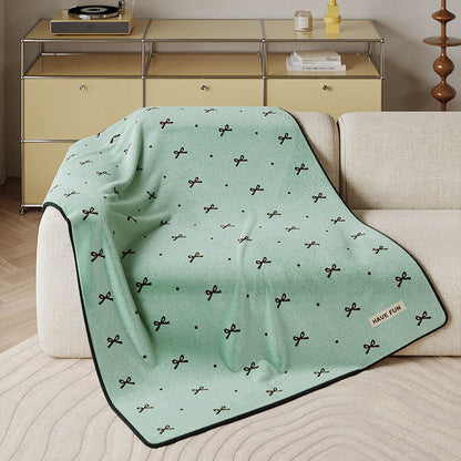 Canelé Ribbon & Dot Flannel Throw Blanket