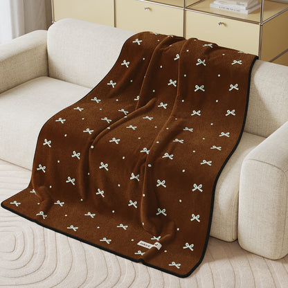 Canelé Ribbon & Dot Flannel Throw Blanket