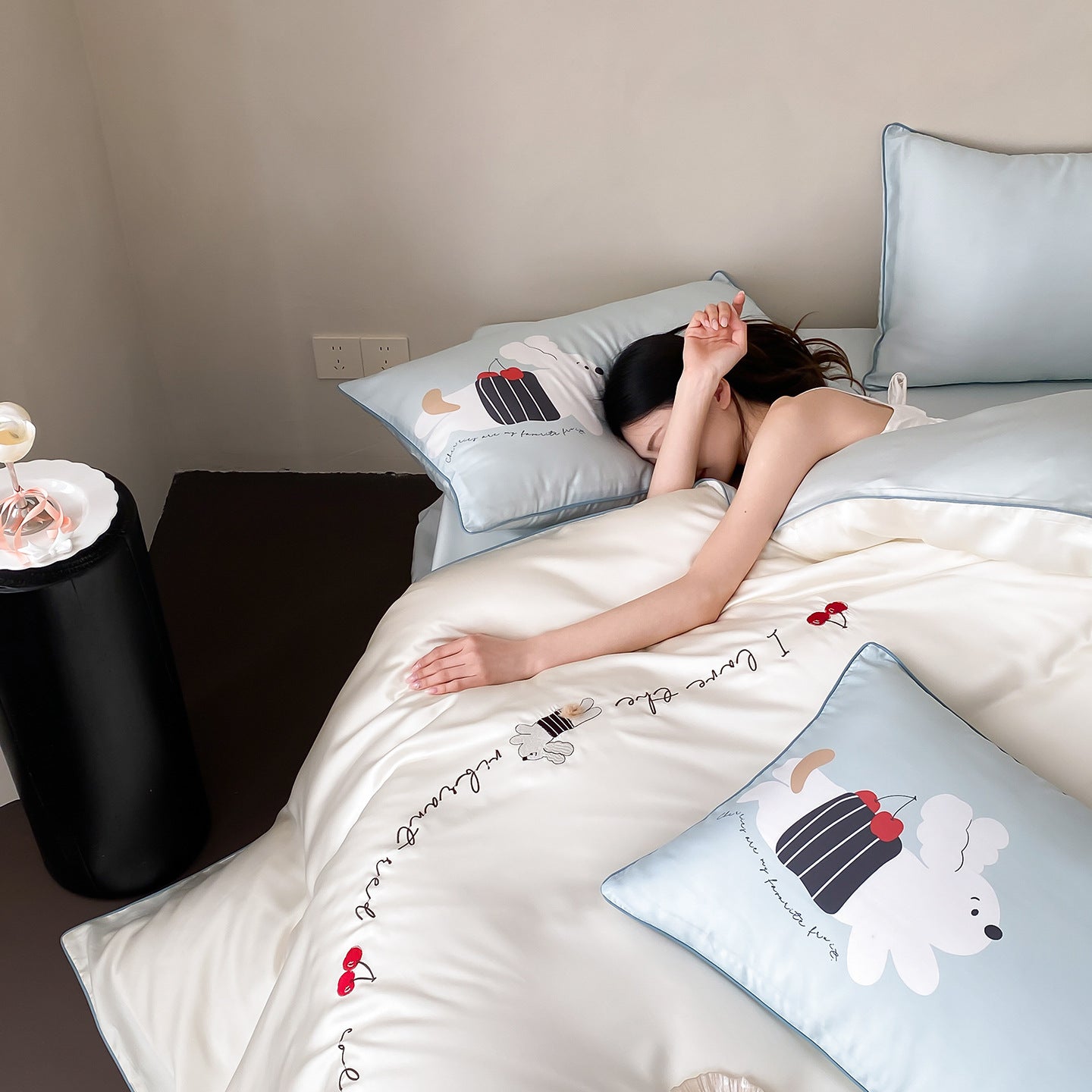 Chérie Sky · 100% Tencel™ Bedding Set