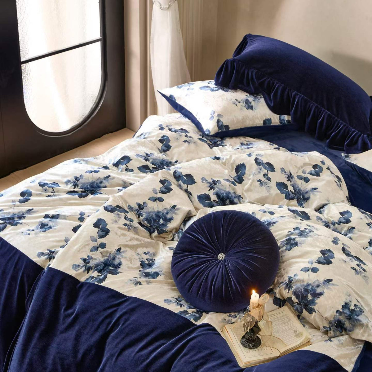 Elysian · Milk Fleece Bedding Set