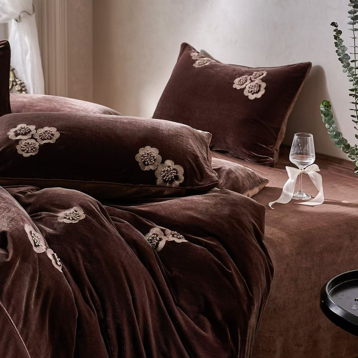 Hana Well · Faux Velvet & Milk Fleece Bedding Set