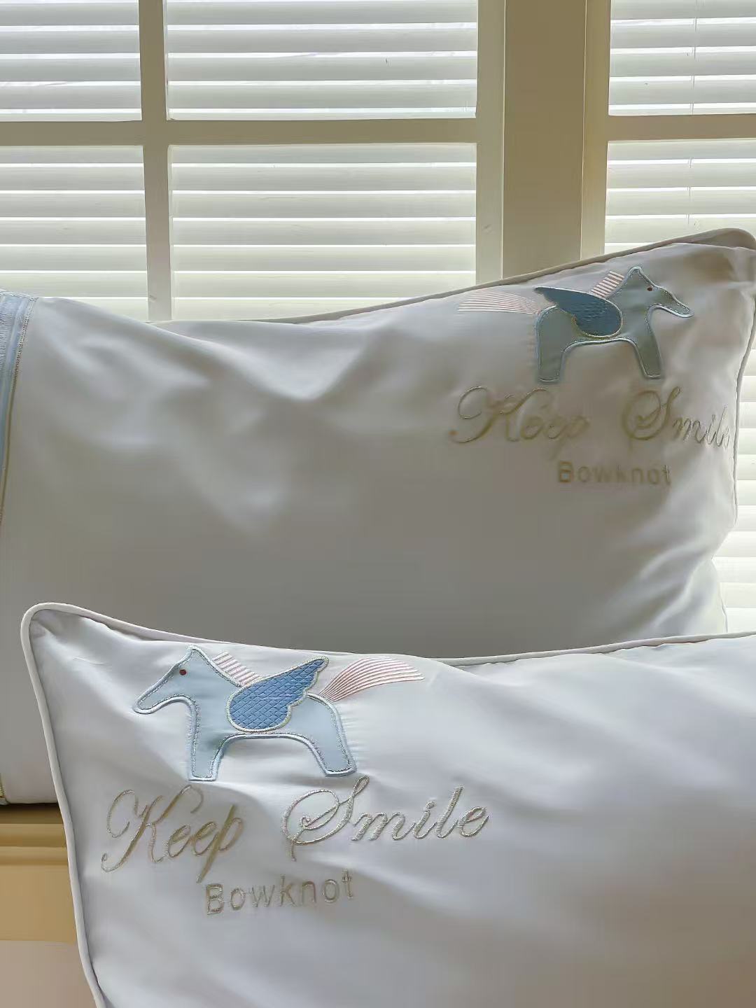Joyful Pony · 100S Long Staple Cotton Bedding Set