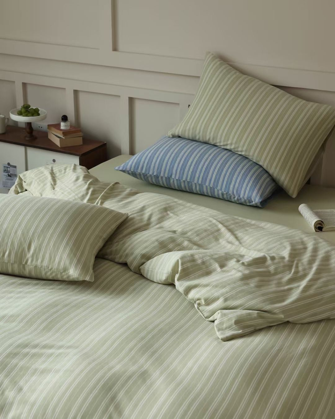 100% Knit Cotton Minimal Stripes Bedding Set