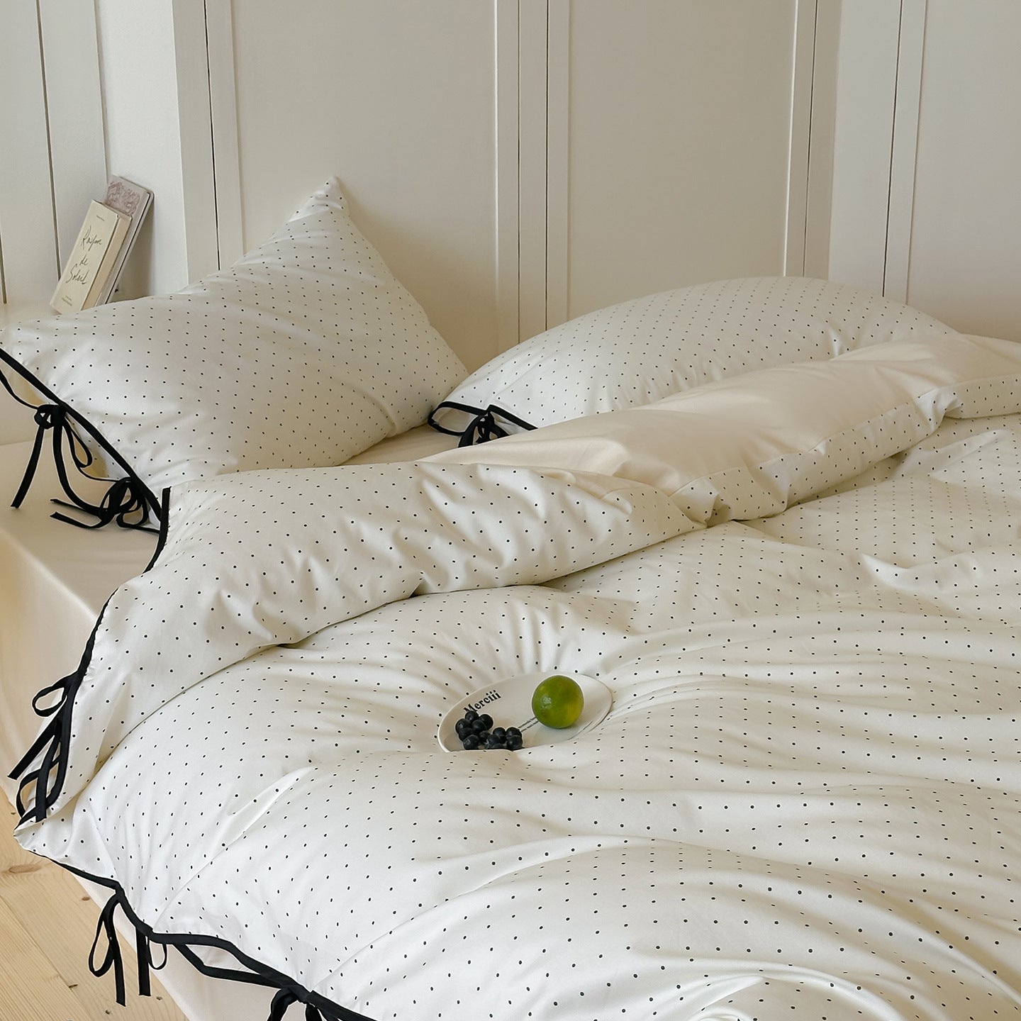 Petite Polka · 100% Long Staple Cotton Bedding Set