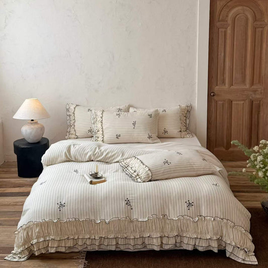 Petite Ruffle · Muslin Cotton Bedding Set