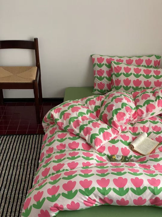 Pink Petals · 100% Knit Cotton Bedding Set