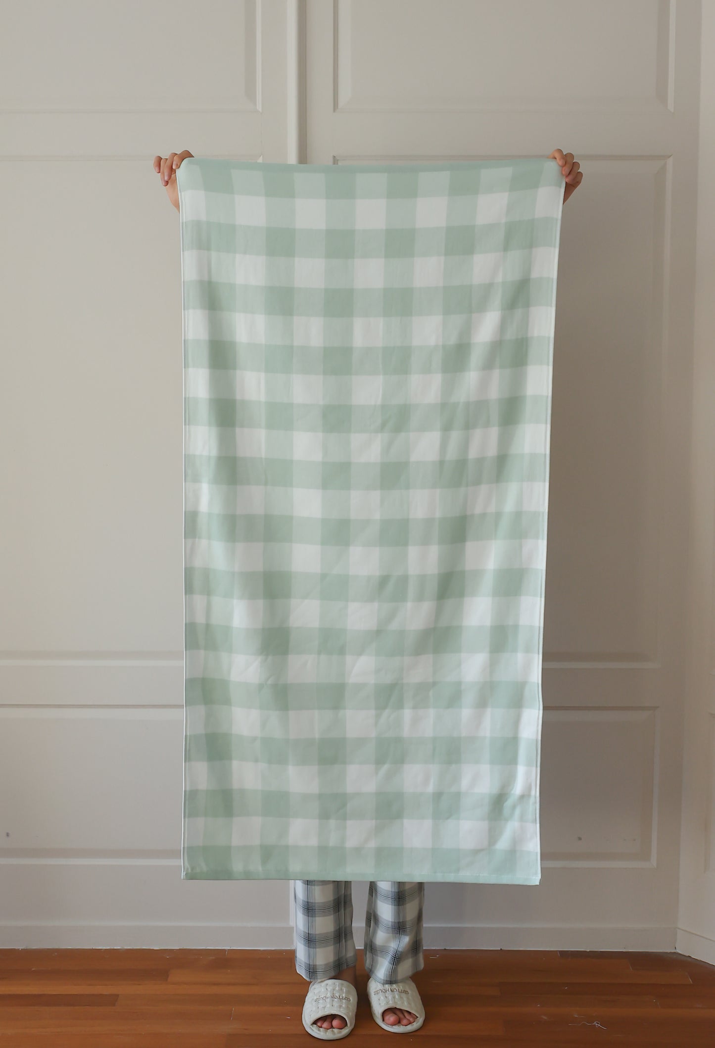 Quiet Plaid · Double-Layer Muslin Bath Towel