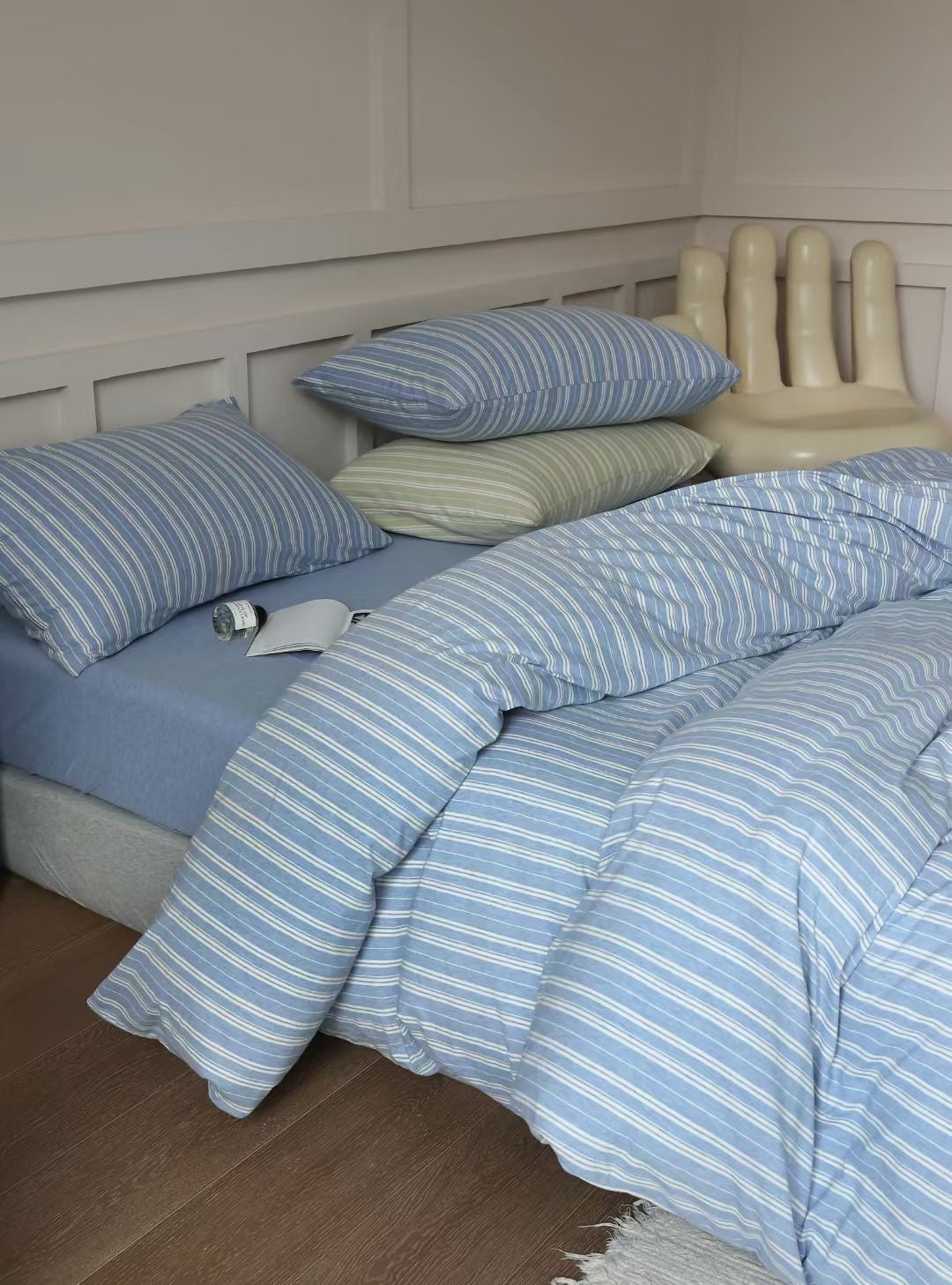 100% Knit Cotton Minimal Stripes Bedding Set