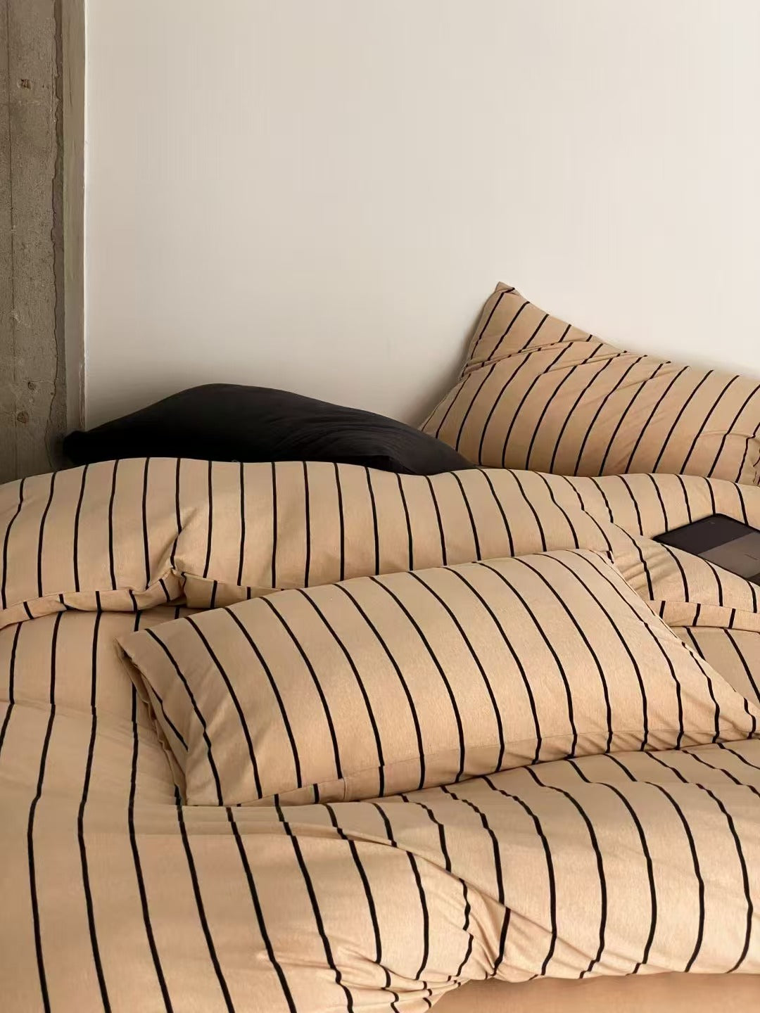 Urban Stripes · 100% Knit Cotton Bedding Set